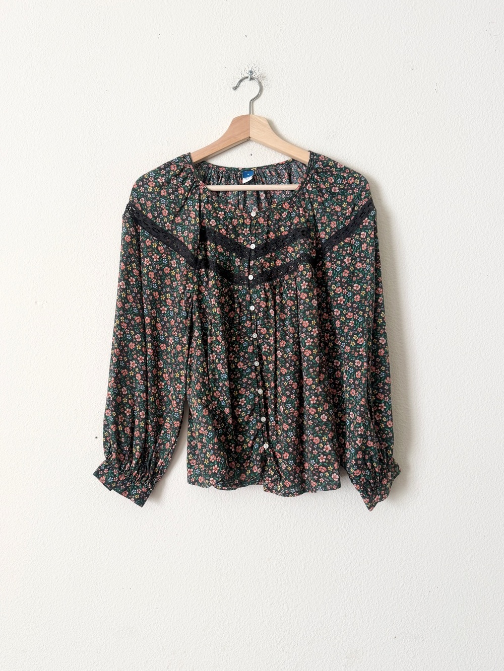 Old Navy MEDIUM floral print oversized balloon sleeve peasant top blouse